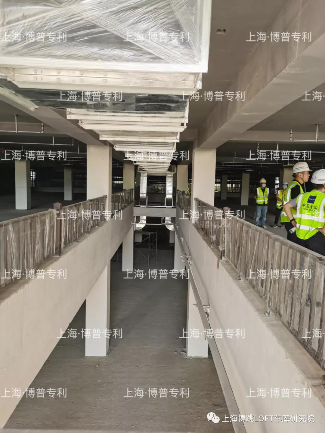 雅安恭喜金茂集团第一个LOFT专利车库项目封顶！（限内部参观）